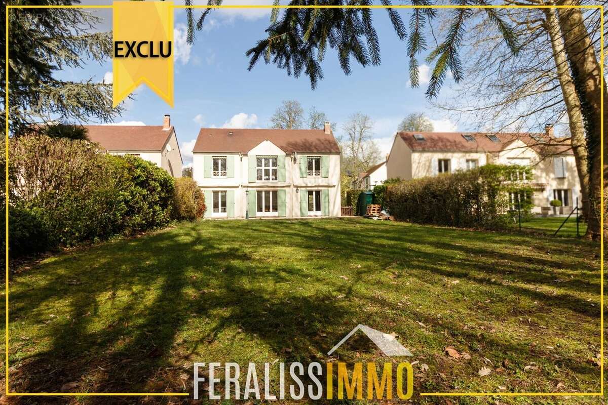 Maison à NEUVILLE-SUR-OISE