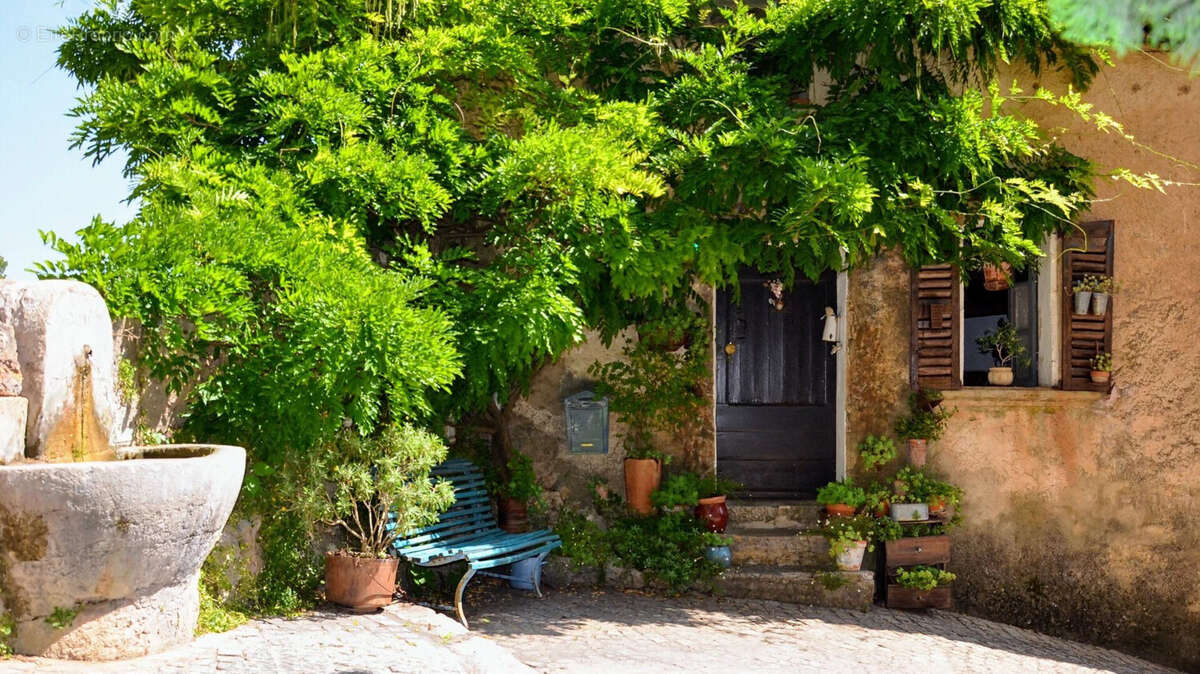 Maison à TOURTOUR