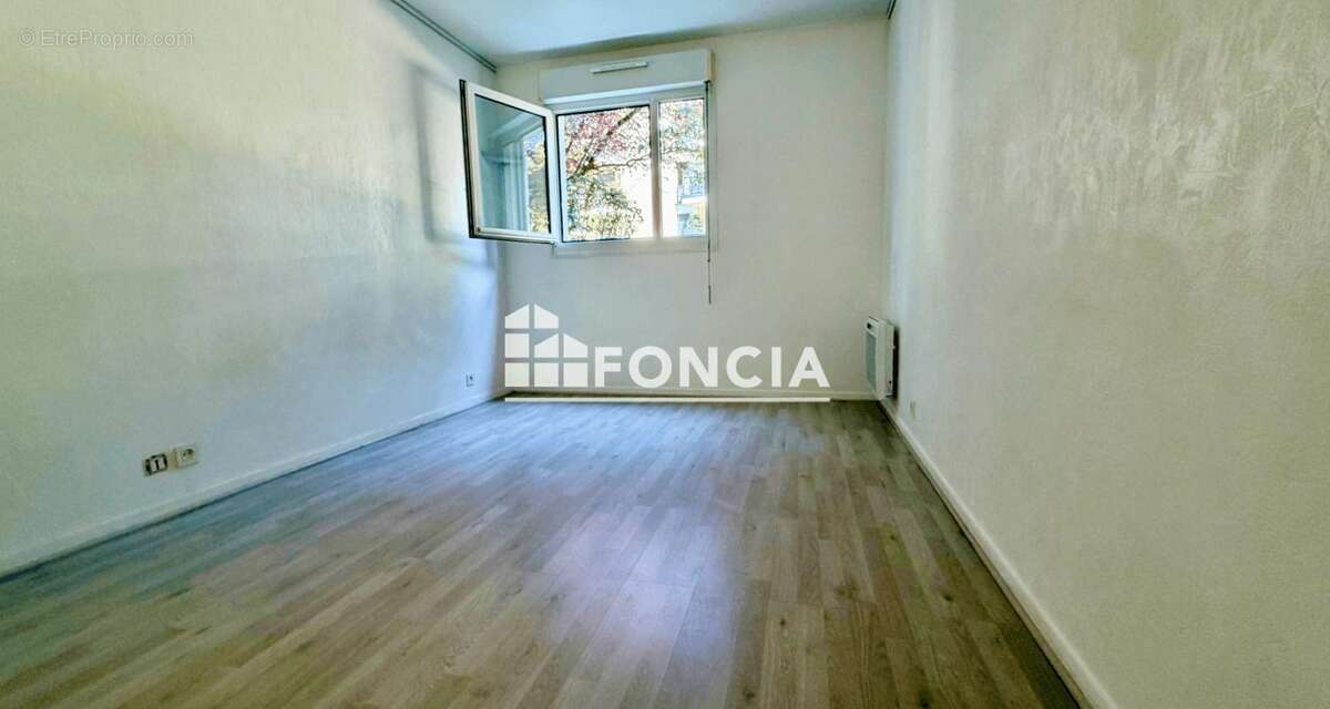 Appartement à CHATENAY-MALABRY