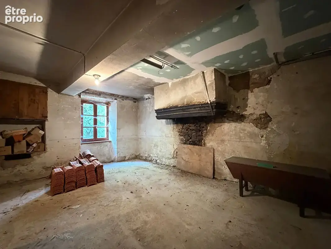 Maison en pierre à rénover avec grange et jardin - photo 7