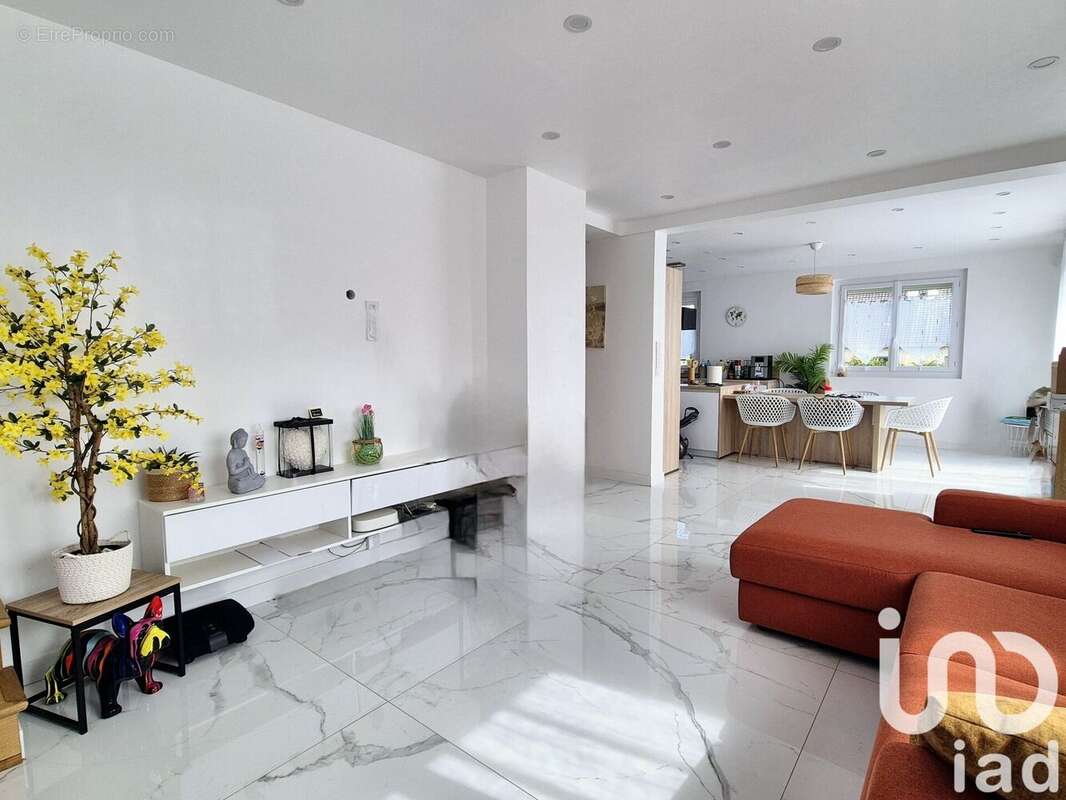 Photo 3 - Maison à BENOUVILLE