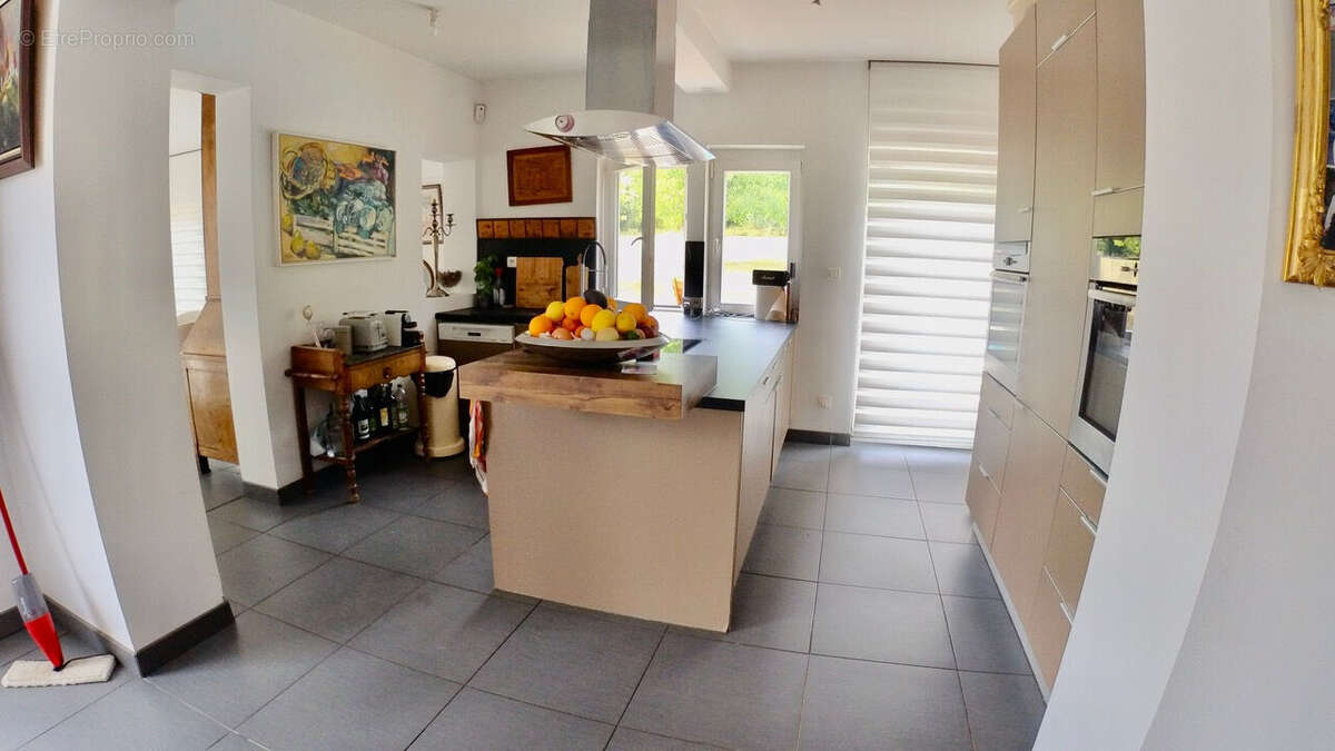 Rouffach maison 202m2 sur 12 ares - photo 3