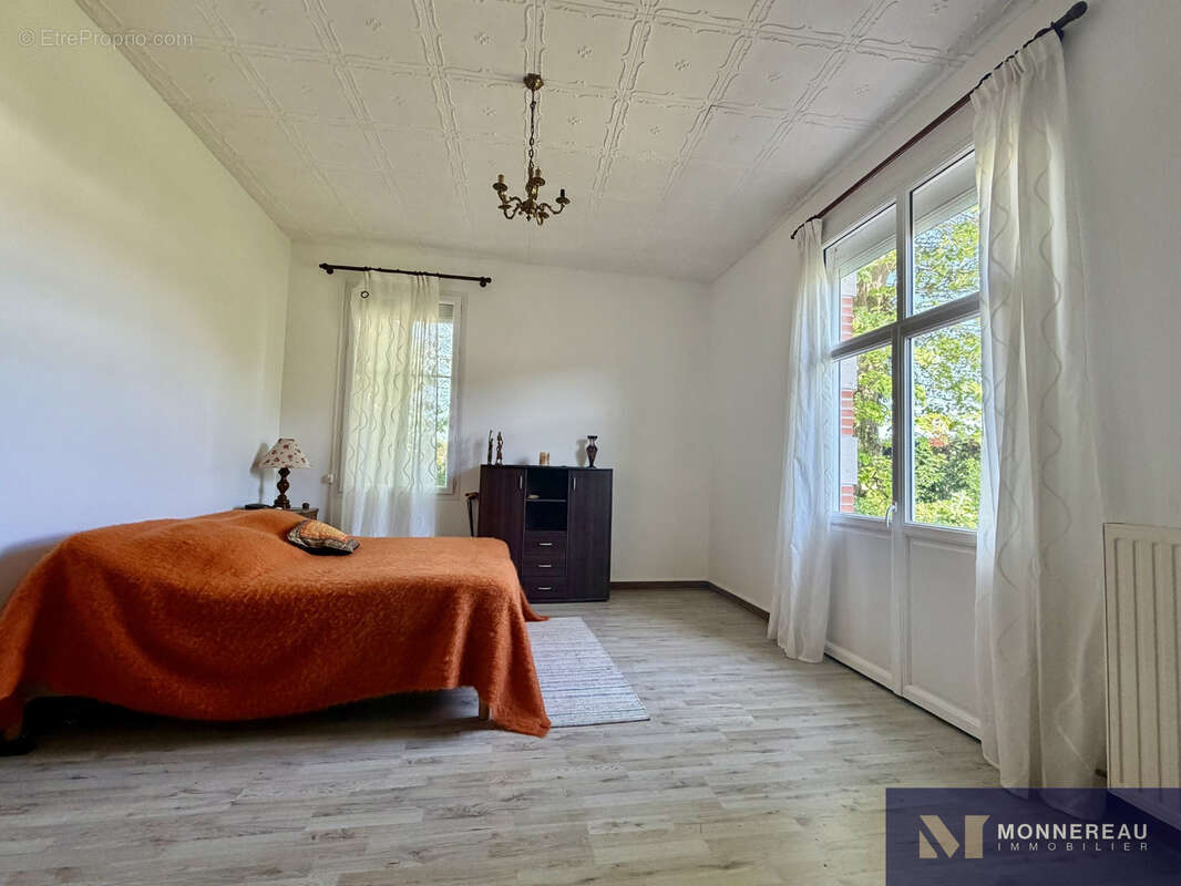 Maison de caractere . - photo 17