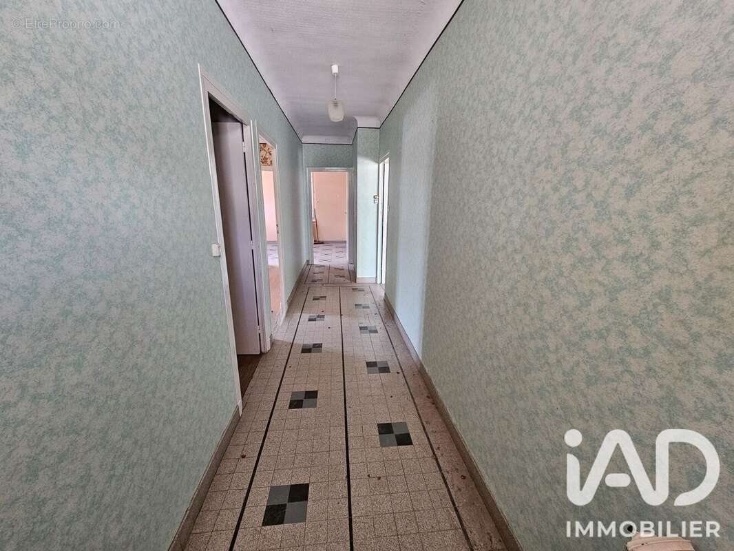 Appartement 310 m² à Servant  - photo 7