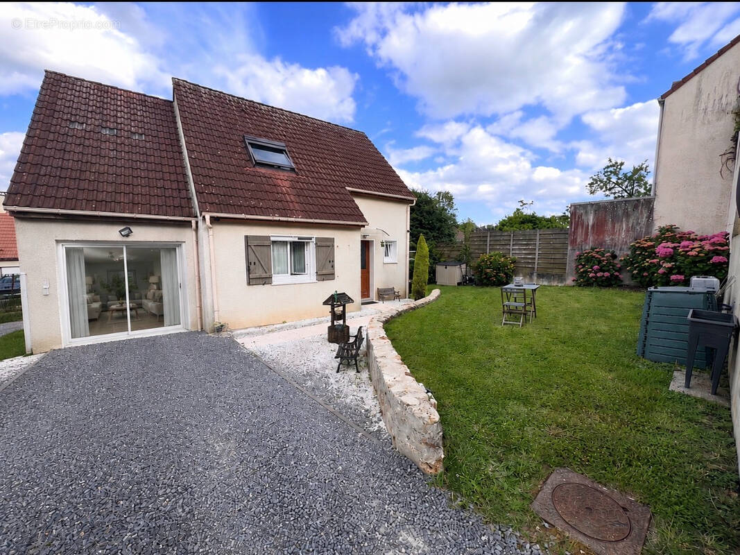 Maison à NANTEUIL-LES-MEAUX