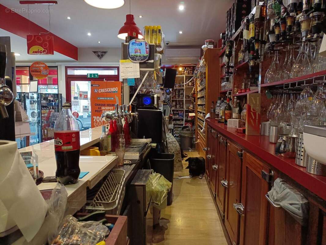 Photo 2 - Commerce à PERIGUEUX