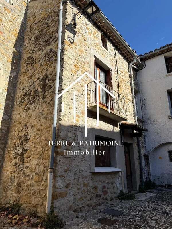 Maison à VALLON-PONT-D&#039;ARC