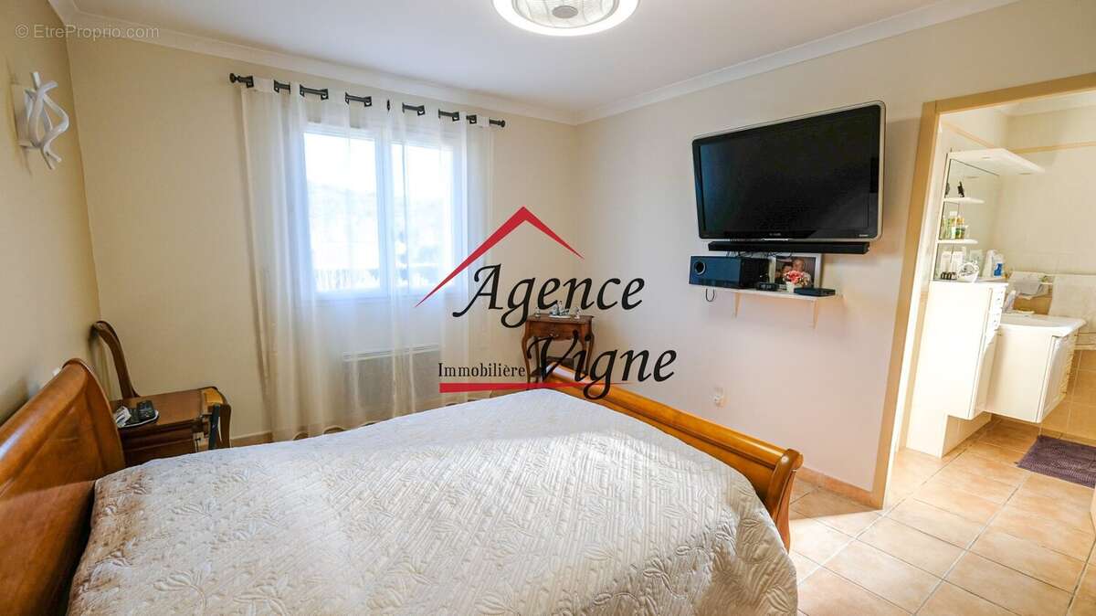 Maison à ROBIAC-ROCHESSADOULE