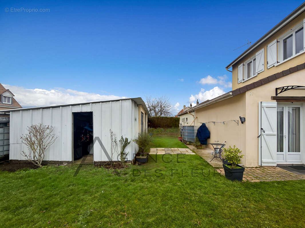 Maison à SAINT-PIERRE-LES-ELBEUF