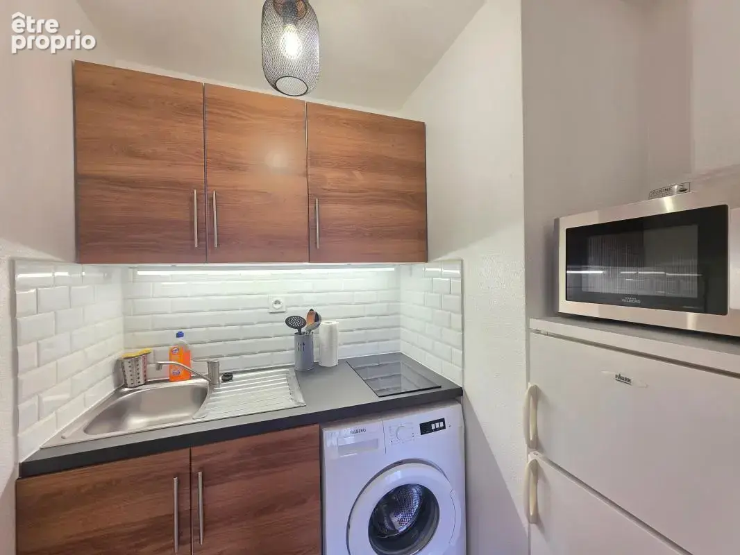 Appartement t1 renove et meuble a vendre a pin rolland - saint-mandrier - photo 5