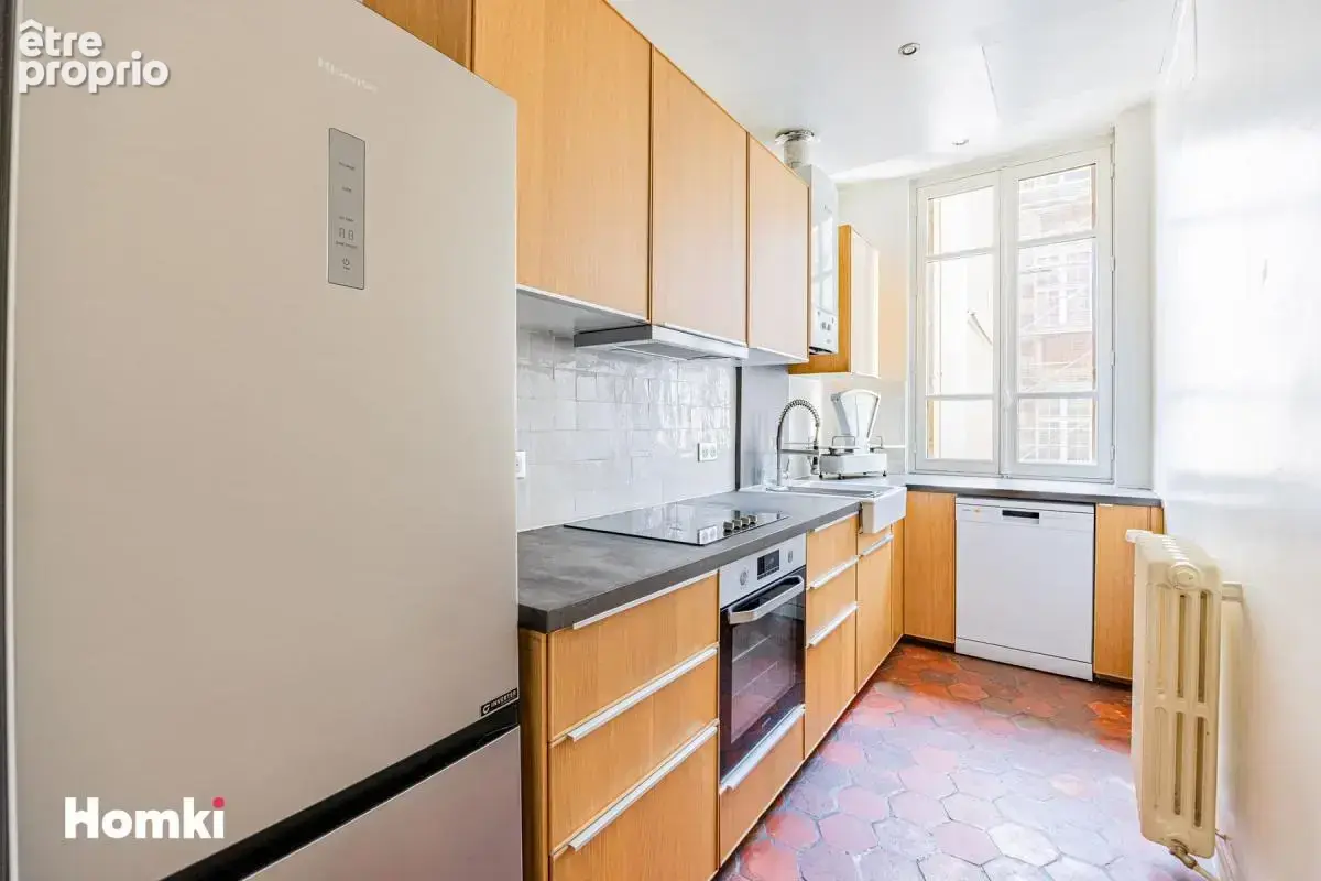 Appartement T3 de 72 m² à Paris 75009, Boulevard de Clichy - photo 7