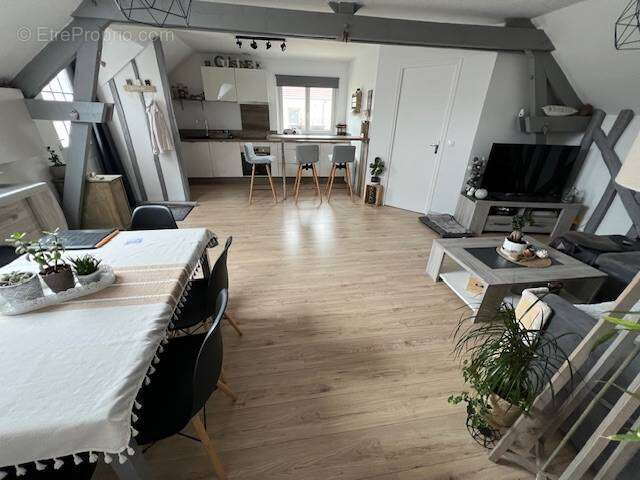 Appartement à EPERNON