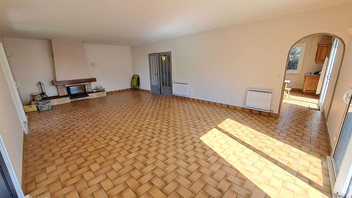 Maison à CERNAY-LA-VILLE