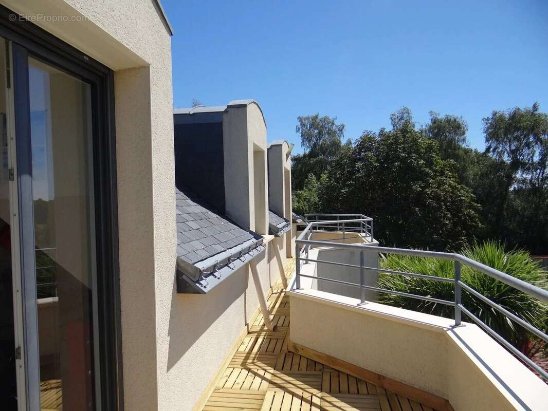 Maison 157 m² à Saint-Ave  - photo 11