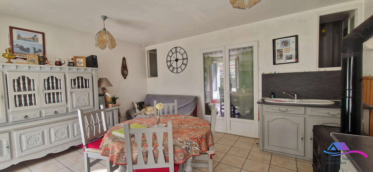 Pièce à vivre - Maison à VIPLAIX