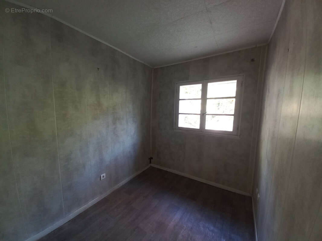 Maison à MONTESQUIOU