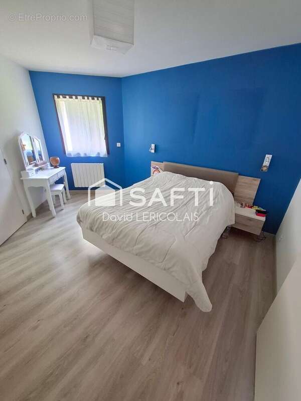 Photo 8 - Maison à VILLEDIEU-LES-POELES