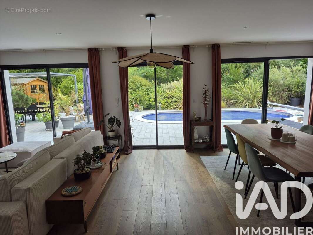 Photo 2 - Maison à BLESIGNAC