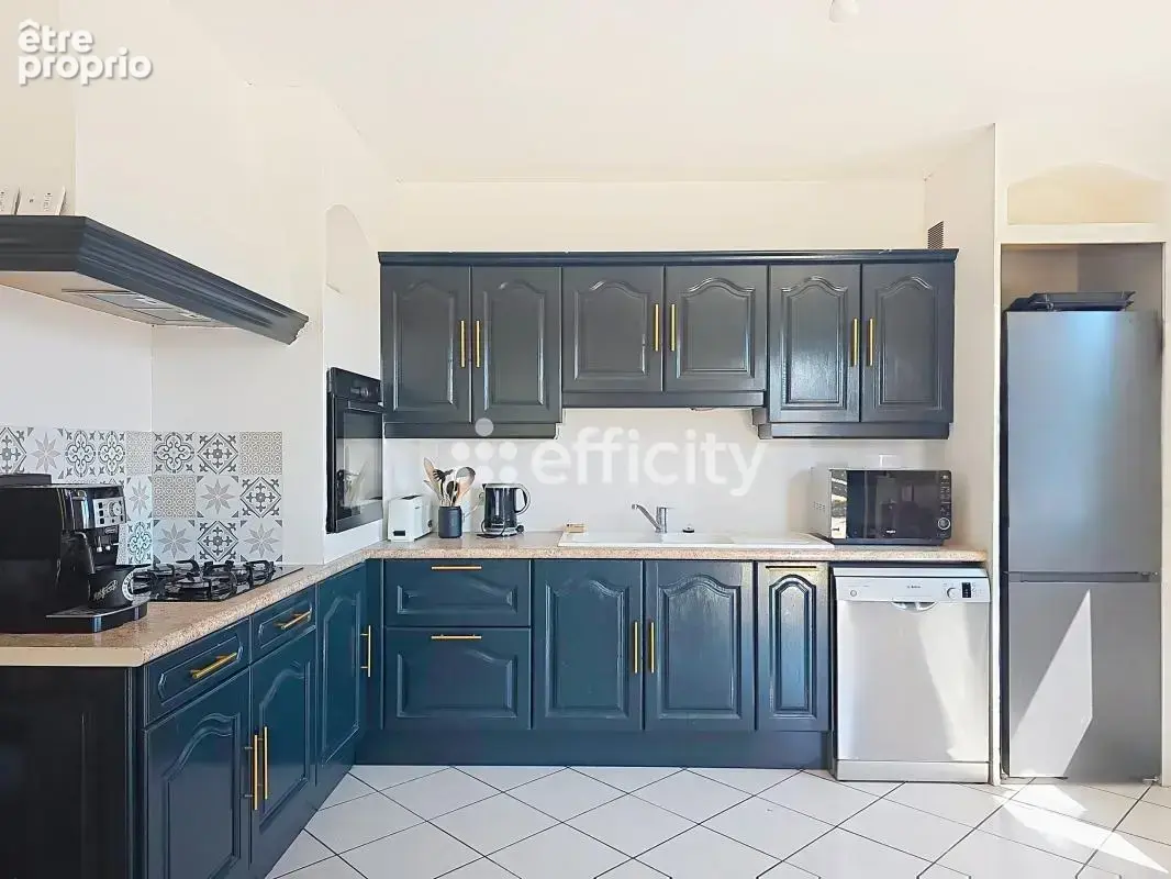 Maison 175 m² à Saint-Romain-En-Jarez  - photo 2