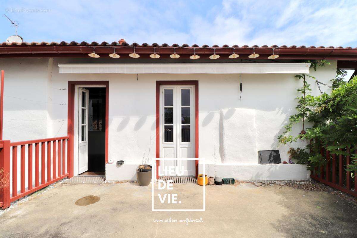 Appartement à CIBOURE