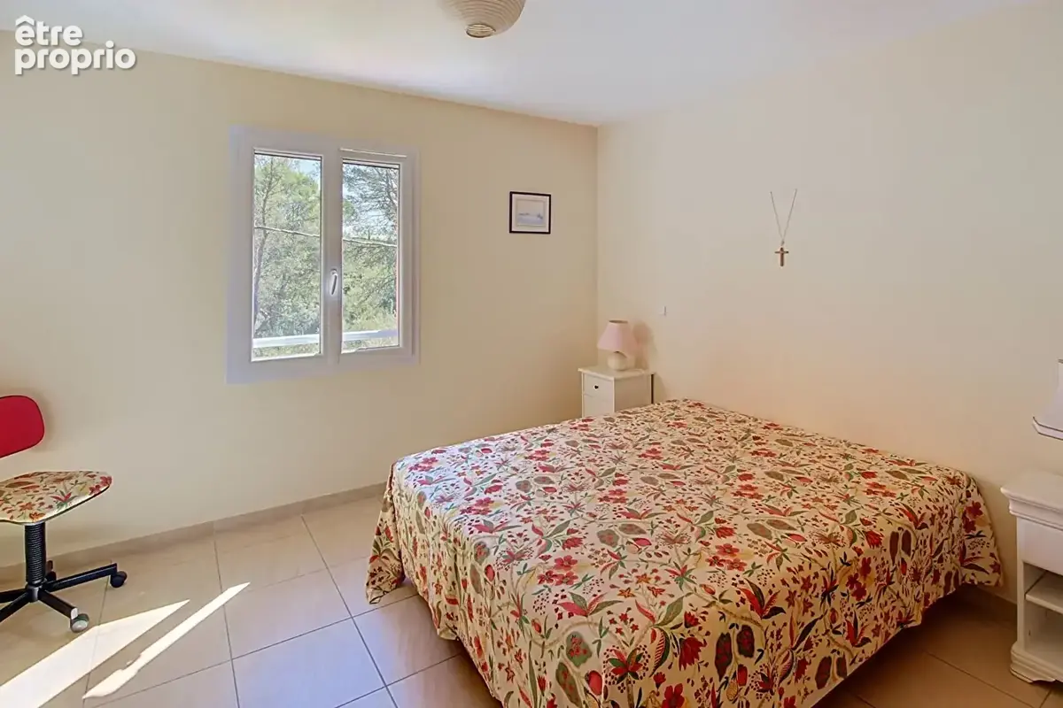 EXCLUSIVITE À VENDRE ! Maison Lorgues 6 pièces 187 m2 + Piscine + garage - photo 7