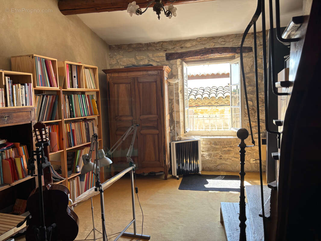 Maison à LES ANGLES