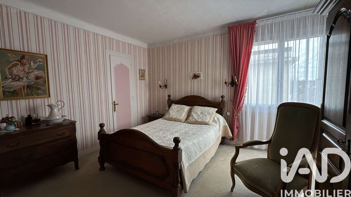 Photo 6 - Maison à CHATELLERAULT