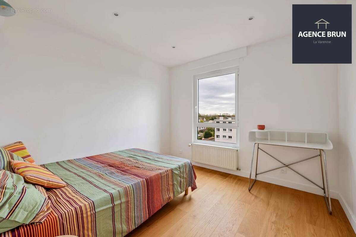 Appartement à SAINT-MAUR-DES-FOSSES