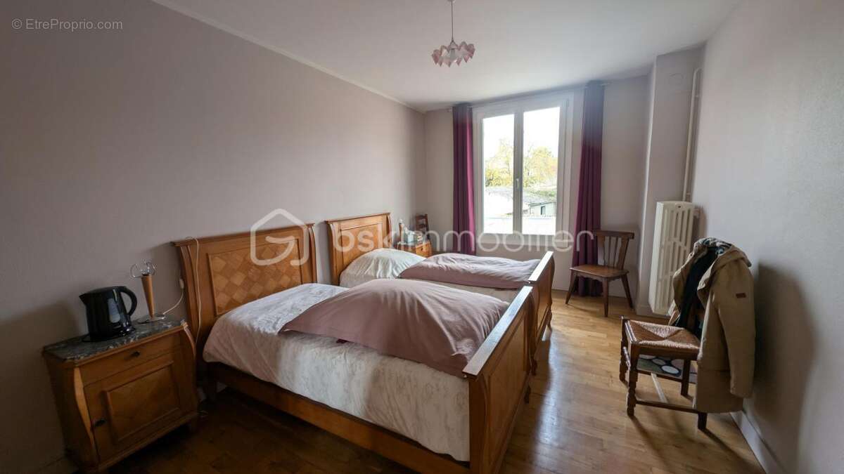 Maison à SAINT-GERMAIN-SOUS-DOUE