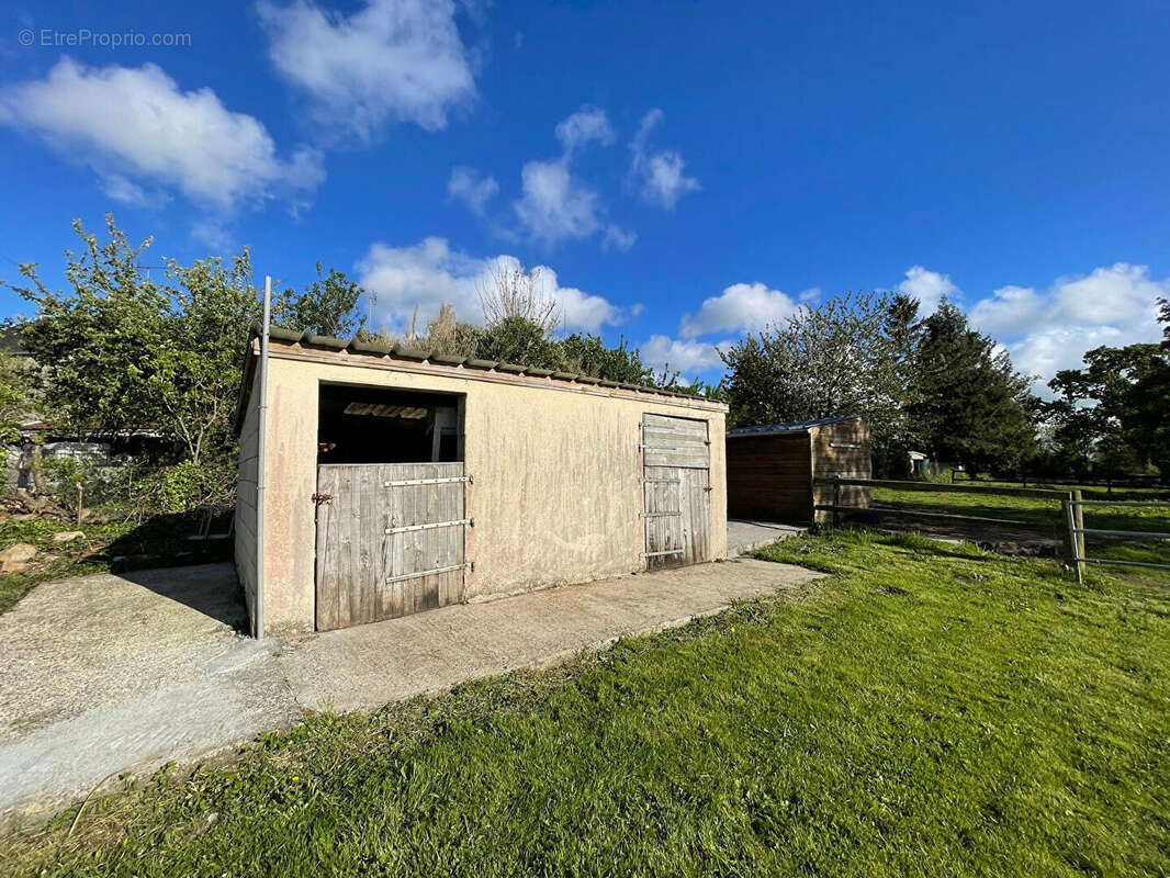 Maison à MARCEY-LES-GREVES