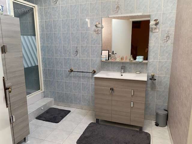 Maison à CHASSIGNOLLES