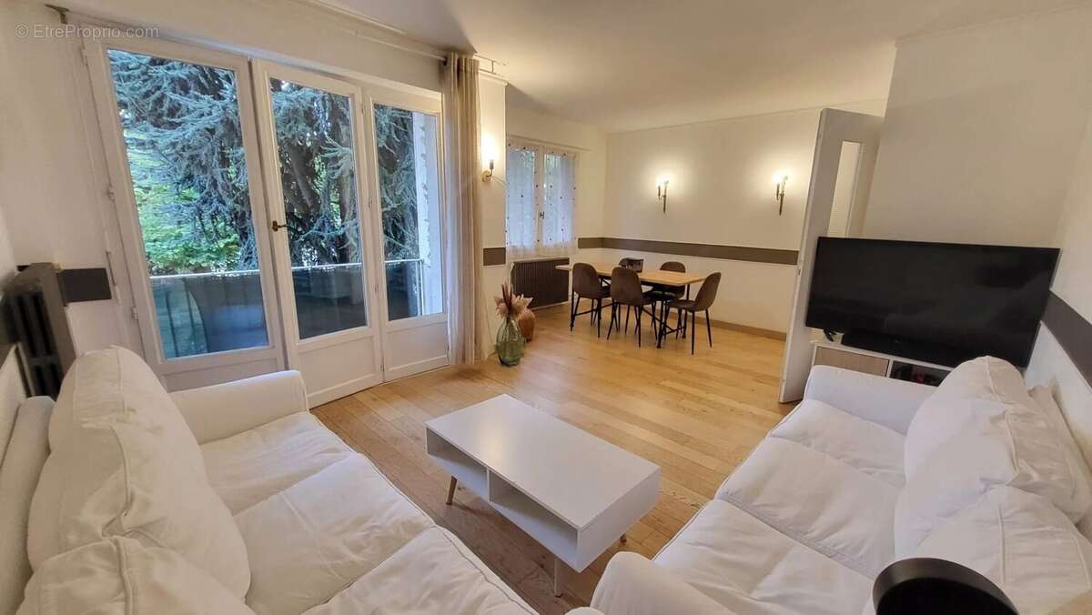 Appartement 3 pièces 63 m² – Balcon, parking et cave - photo 2