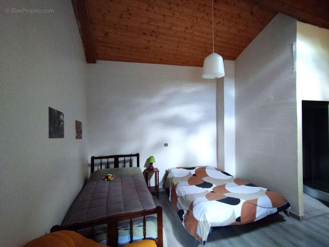 Photo 6 - Maison à SAINT-GENEST-LACHAMP