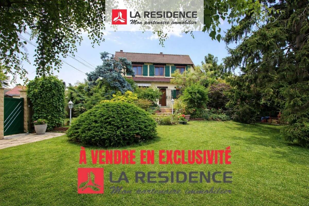 Maison à BENNECOURT