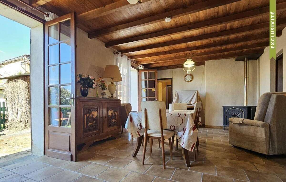 Maison à SAINT-SARDOS