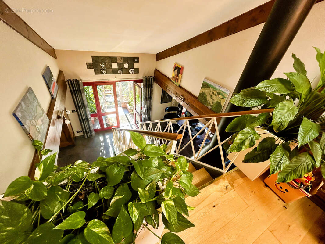 Maison à AMPLEPUIS