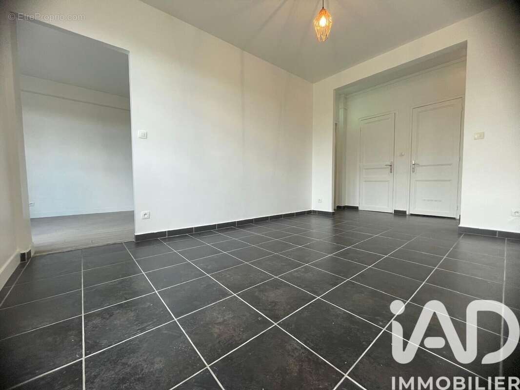 Photo 8 - Appartement à THIAIS