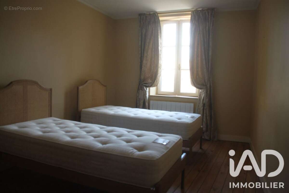 Maison 142 m² à Pellegrue  - photo 9
