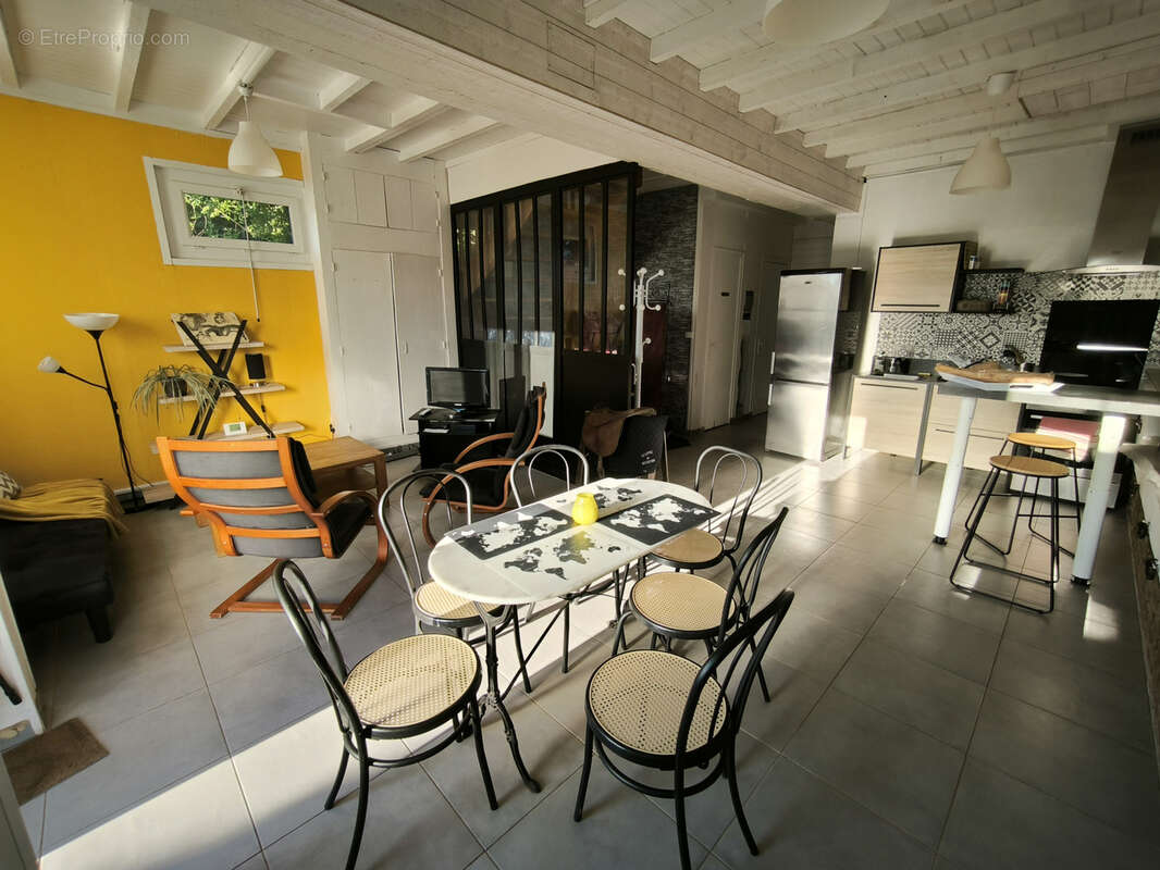 Maison à MONTIVILLIERS