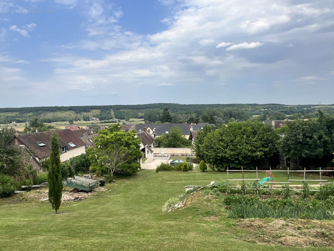 CHERISY 5 min - Charmante maison de caractère avec terrasse, garage et chalet de jardin - photo 12