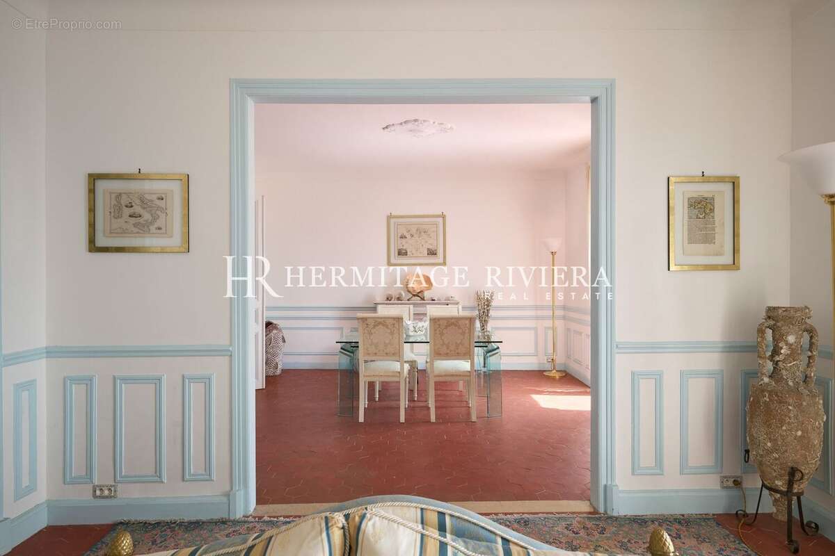 Appartement à VILLEFRANCHE-SUR-MER