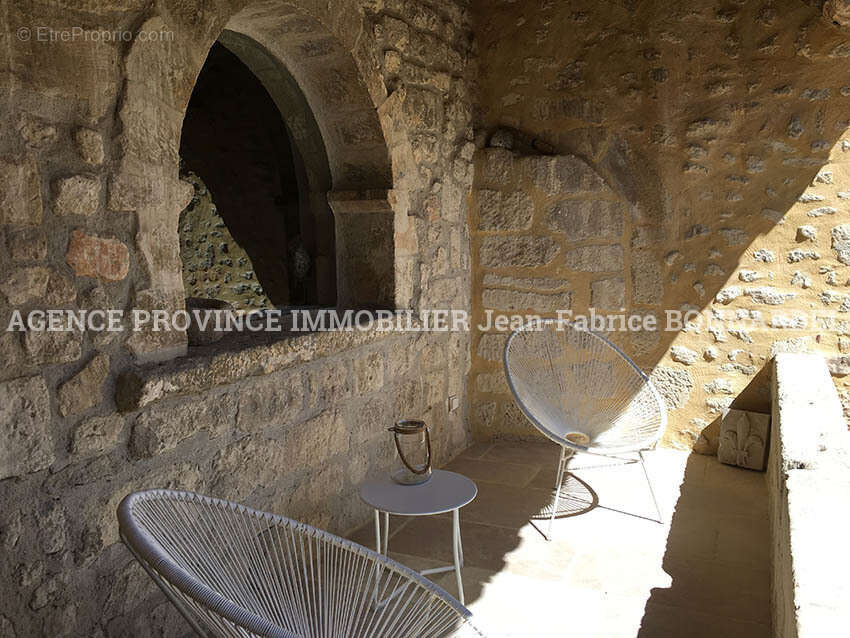 Maison à SAINT-PAUL-TROIS-CHATEAUX