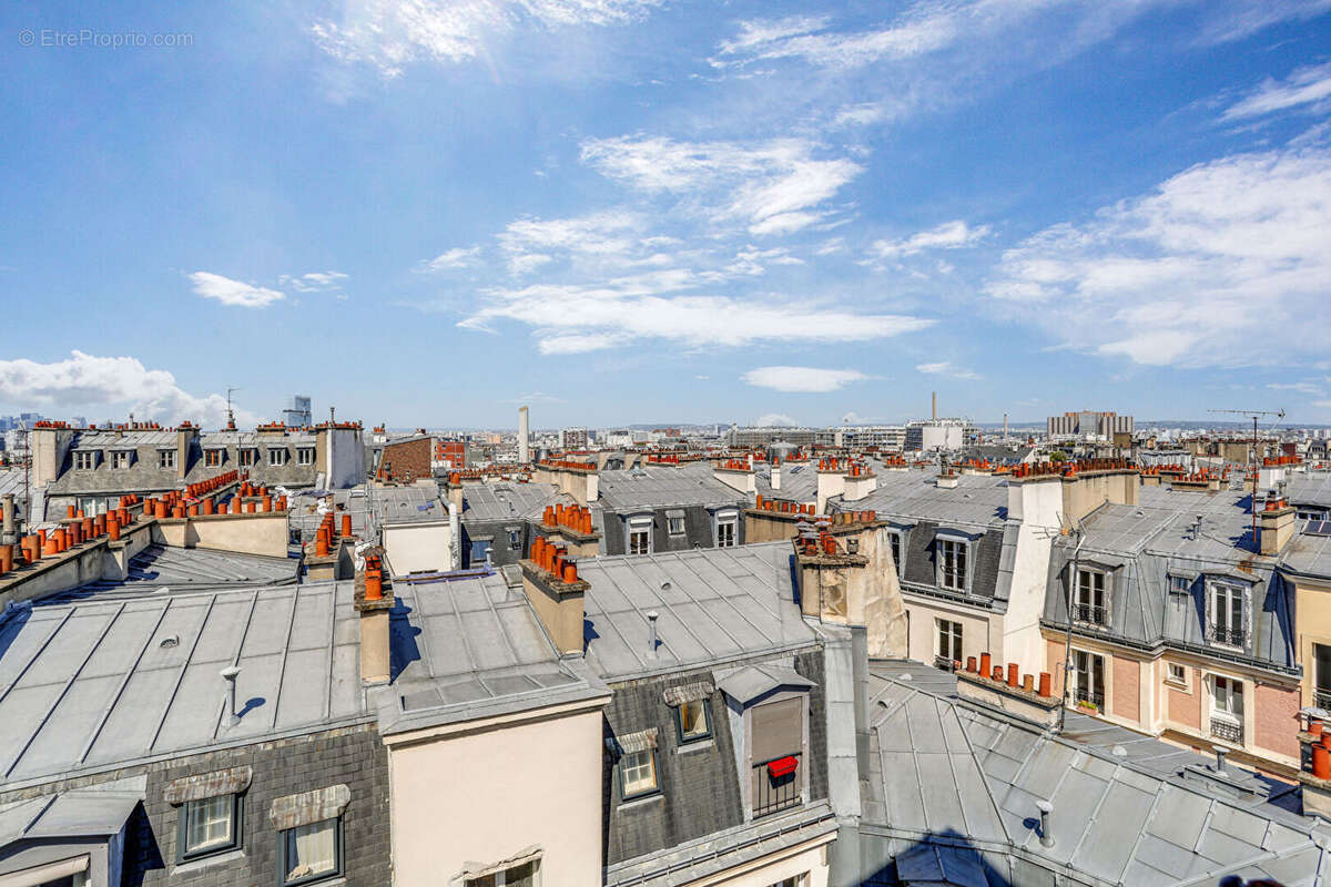 Appartement à PARIS-18E