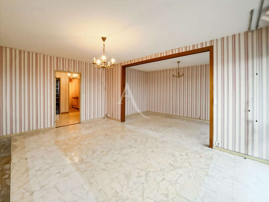 Appartement à MELUN