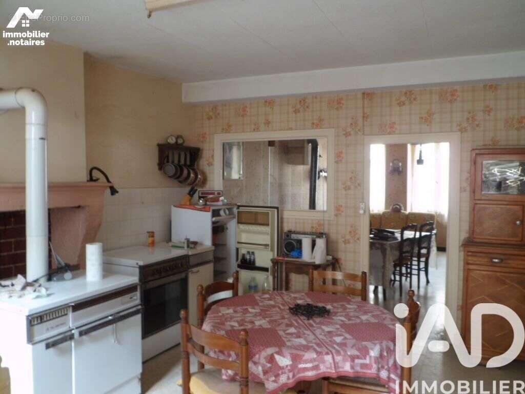 Maison 131 m² à Essoyes  - photo 2