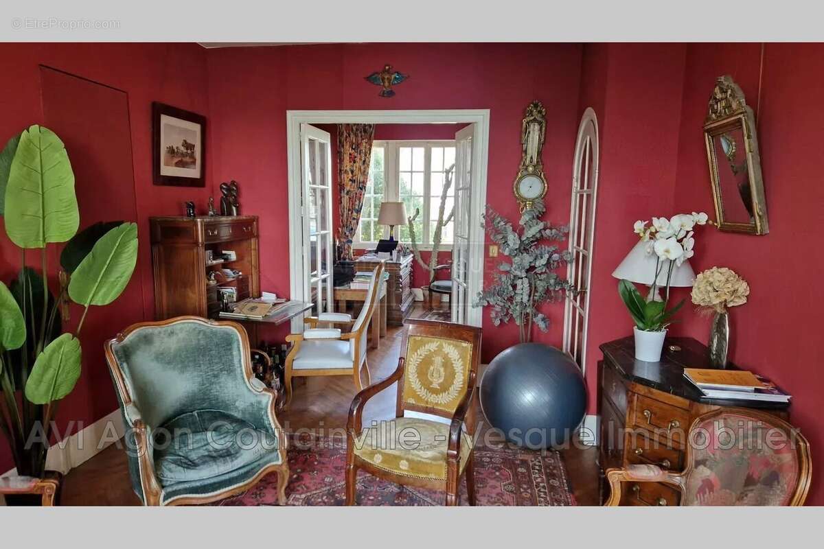 Maison à AGON-COUTAINVILLE