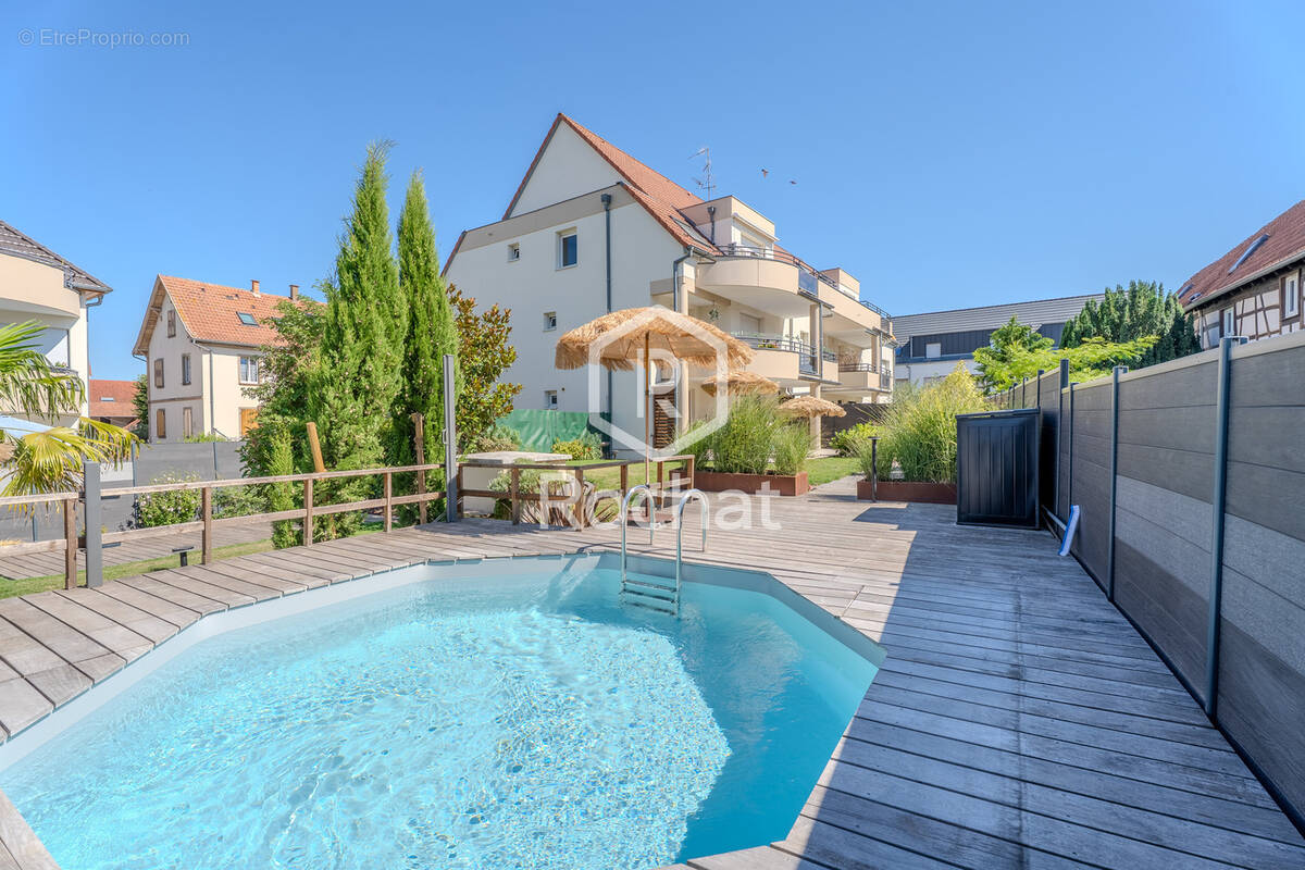 Oberschaeffolsheim   rare t4 rez-de-jardin avec piscine, jardin de 275 m2 et garage double - photo 1