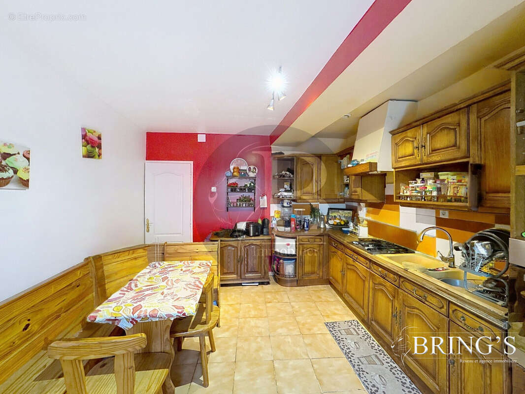 Cuisine 15m2 - Maison à MONTILLIERS