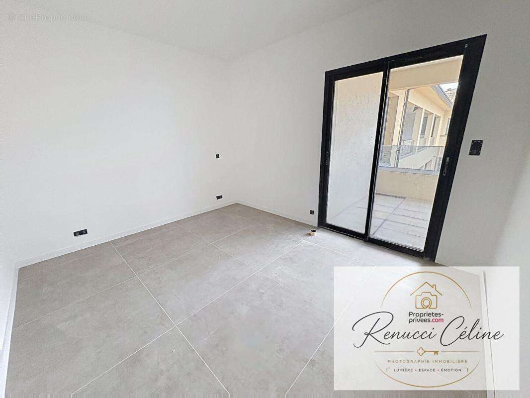 Appartement Porticcio 54 m2 + Terrasse de 20 m² - photo 2