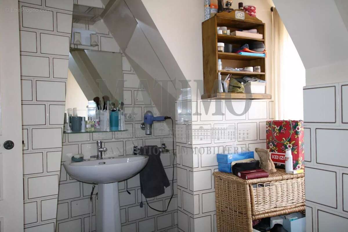 Appartement à PARIS-4E